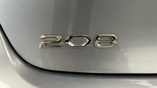 Peugeot 208 1.2 PureTech 100 Active Premium 5dr Petrol Hatchback